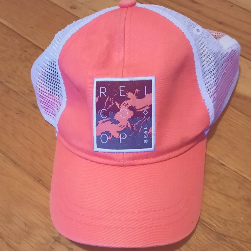 REI COOP Hat Coral Pink Trucker Flaw
